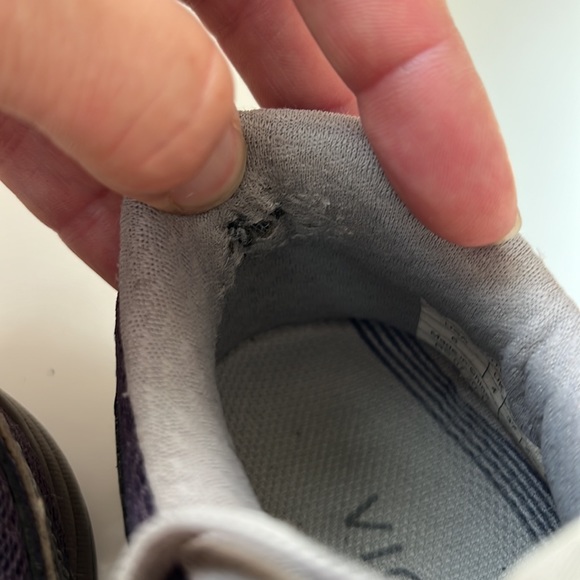 VIONIC sneakers - Picture 7 of 10